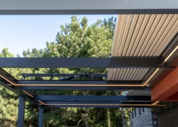 Pergola Yasal mı? İzin Gerekir mi?