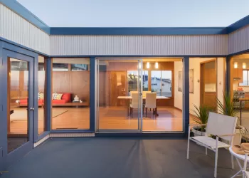 Sürgülü Cam Balkonlar:  Konfor ve Kolaylığın Yeni Adresi