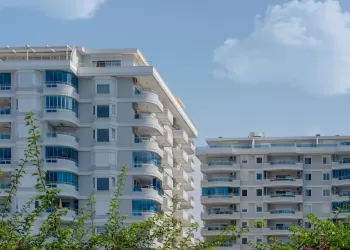 Kaç Çeşit Cam Balkon Vardır?